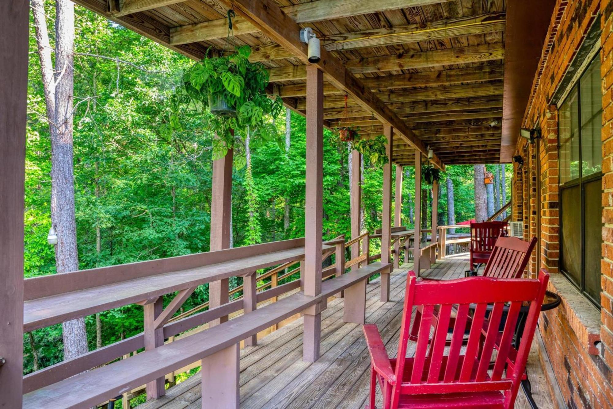 Cascades Inn Tiger Экстерьер фото